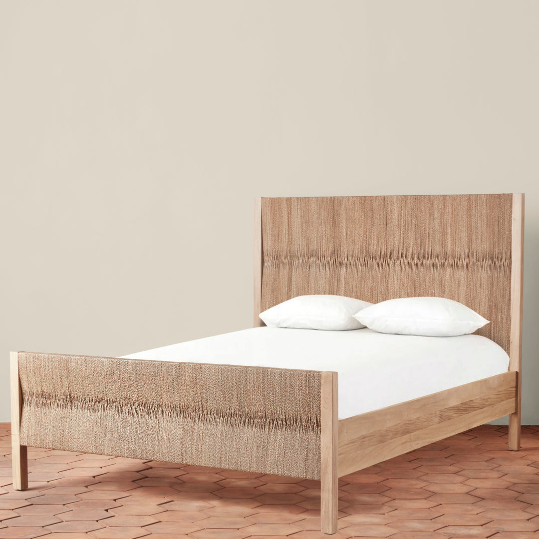 Textura King Bed β Handwoven Seagrass & Sustainable Beechwood Frame