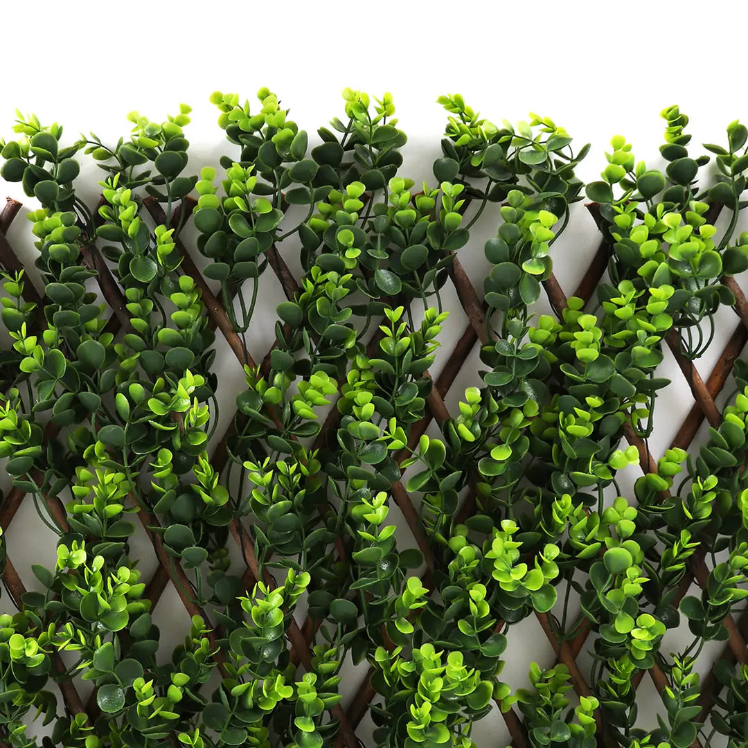 Wintergreen Trellis - Expandable Faux Greenery Privacy Lattice